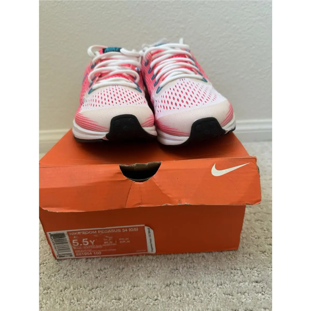 Nike shoes  - White 0