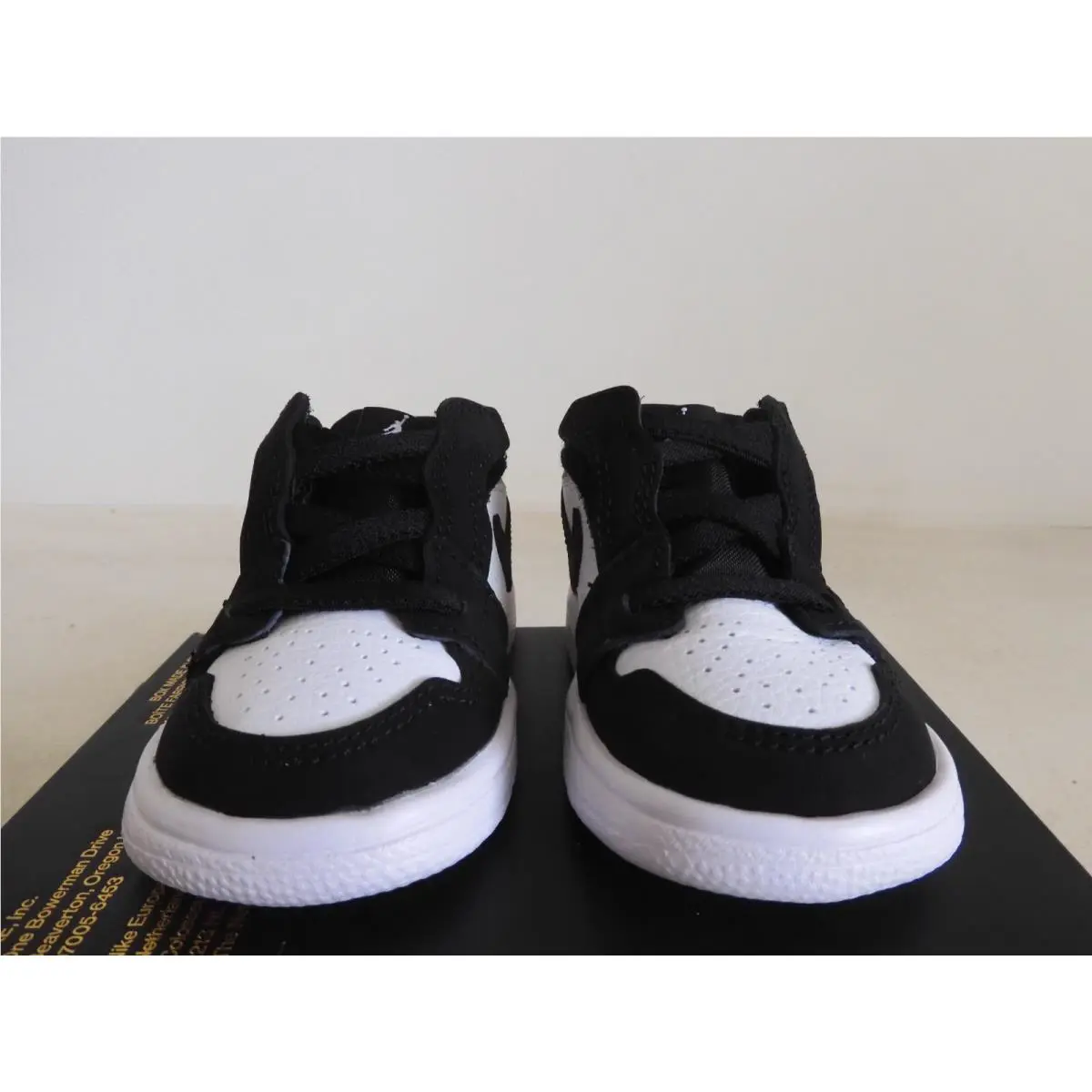 Nike shoes - Air Jordan 1 - Air - White (UPC: 192500793152) 1