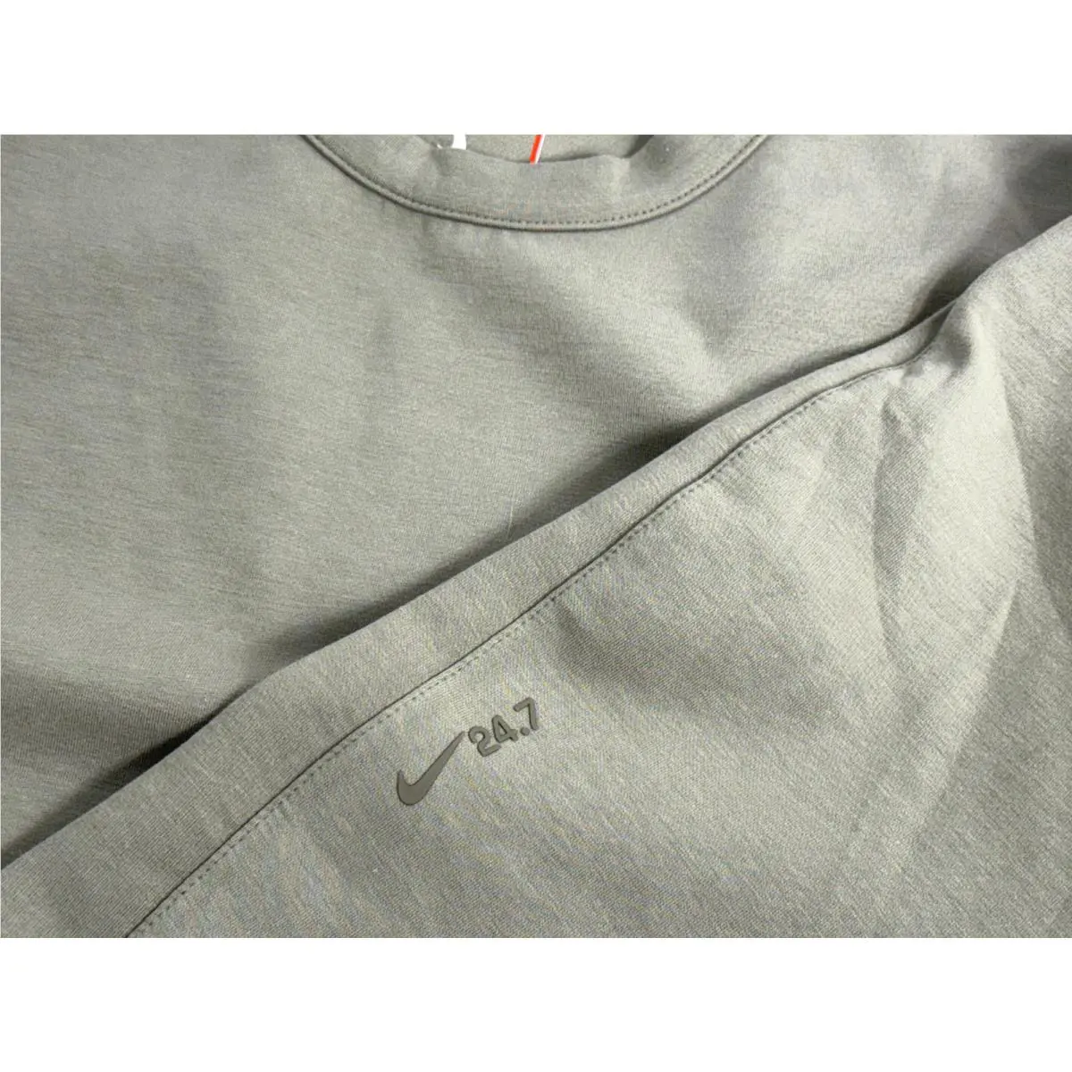 Nike clothing - Nike Dri-Fit - HQ6964320 - Green (UPC: 0197859687459) 4