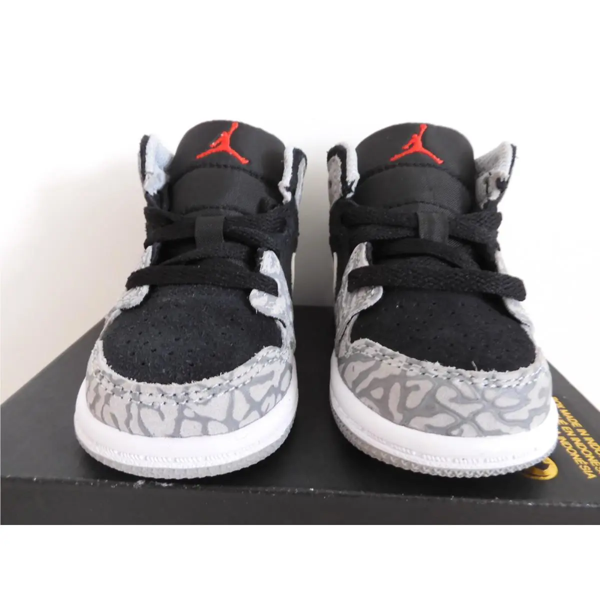 Nike shoes - Air Jordan 1 Mid - Air Mid - Black (UPC: 195869234908) 1