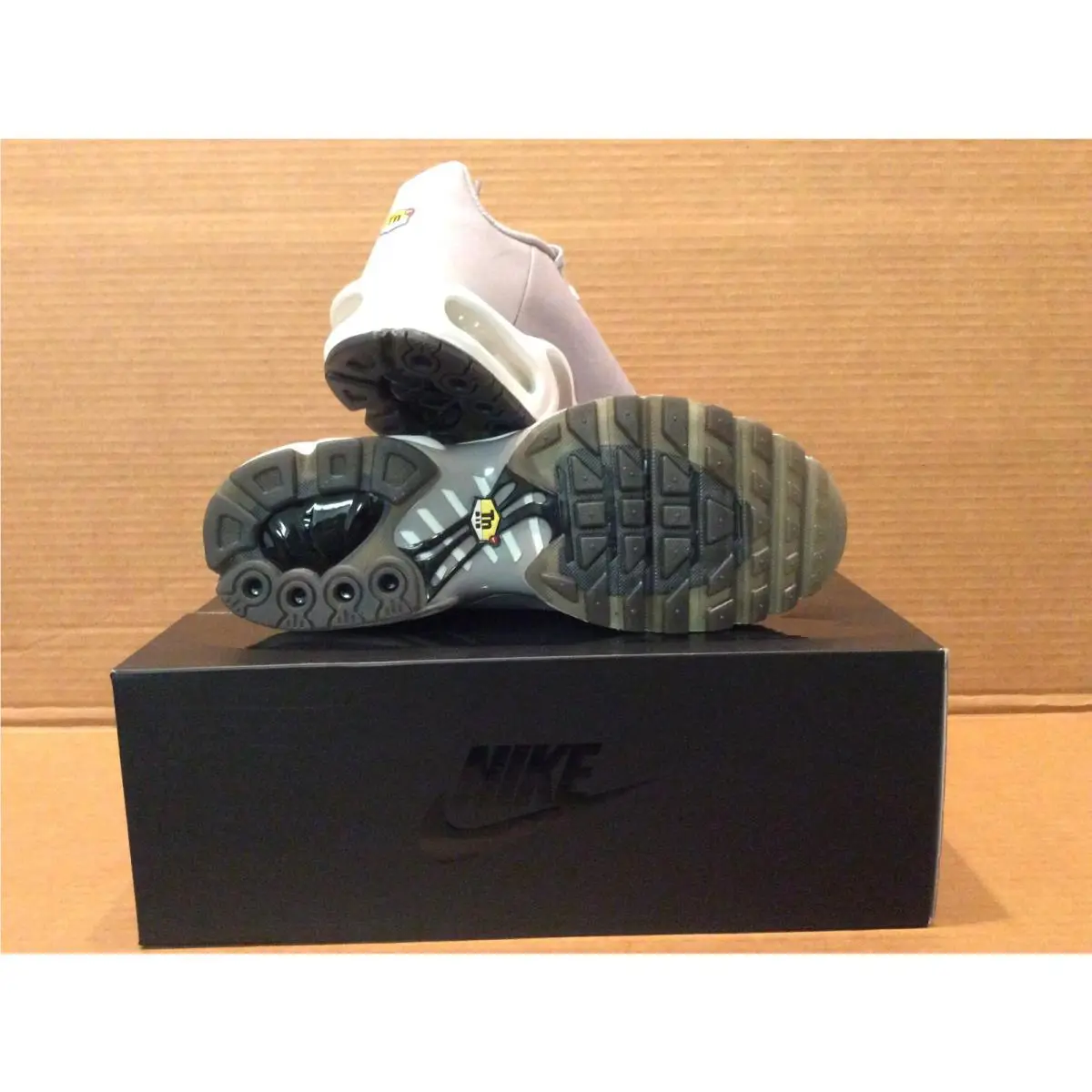 Nike shoes - Nike Air Max Plus - Air Max Plus - Gray 1