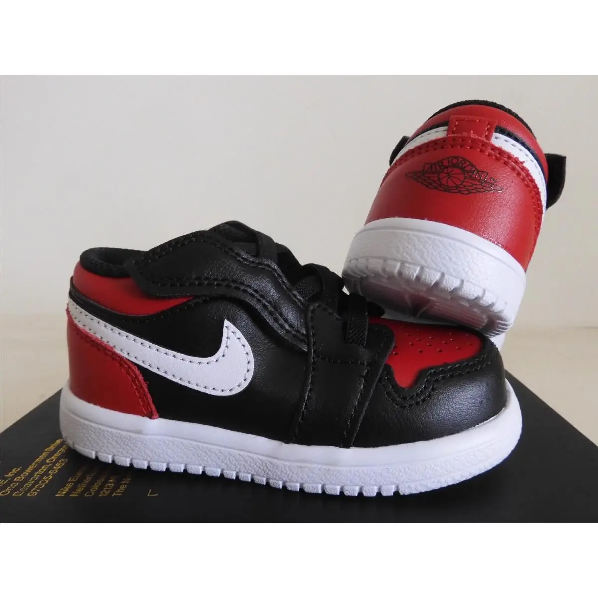 Nike shoes - Air Jordan 1 - Air - Black (UPC: 196604814225) 0