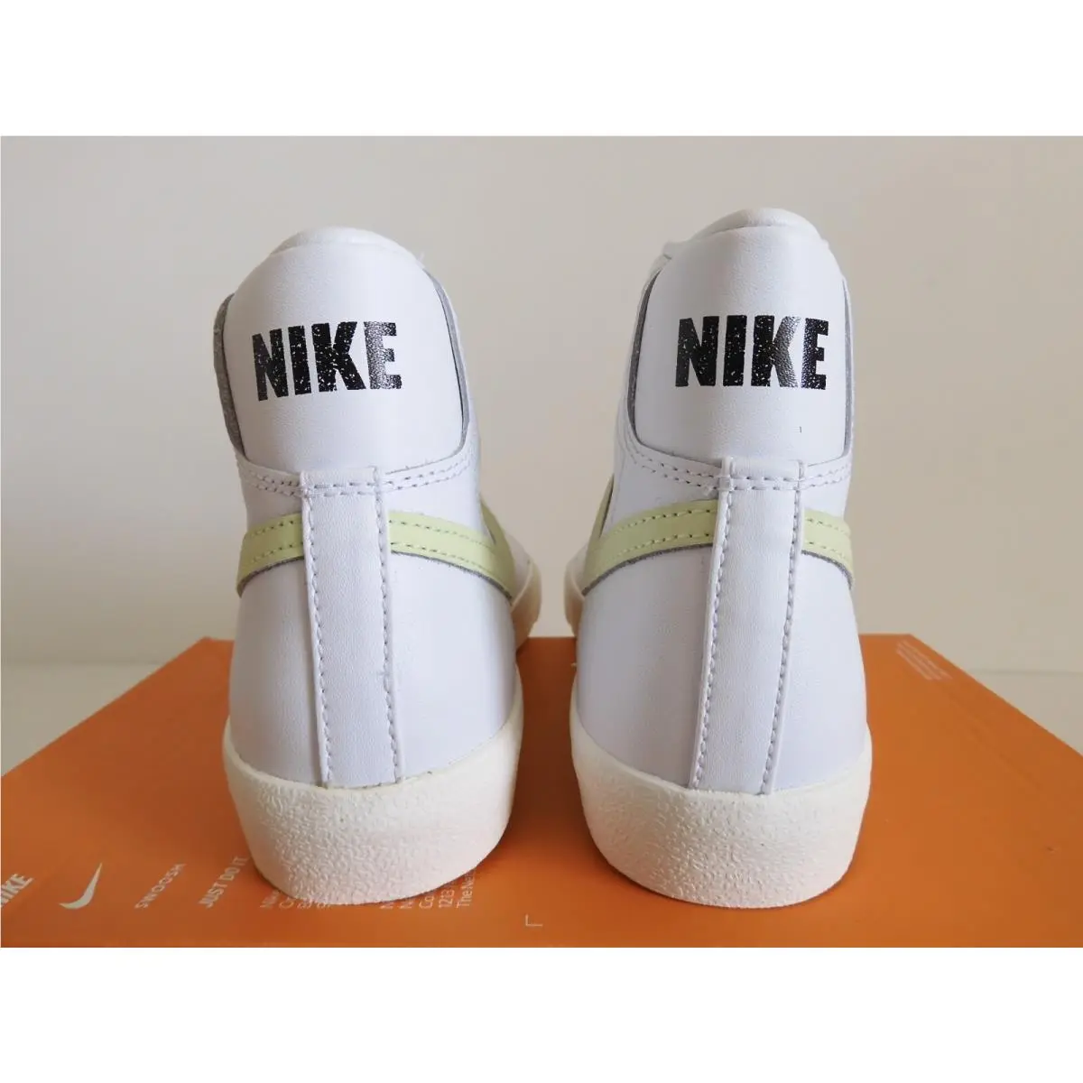 Nike shoes - Nike Blazer 77 - Blazer - White (UPC: 194493898807) 2