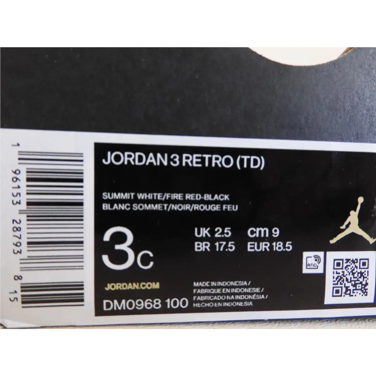 Nike shoes - Air Jordan 3 - Air - White (UPC: 196153287938) 3