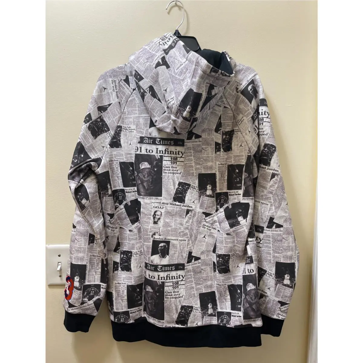 Nike clothing - Gray (UPC: 193150711565) 3