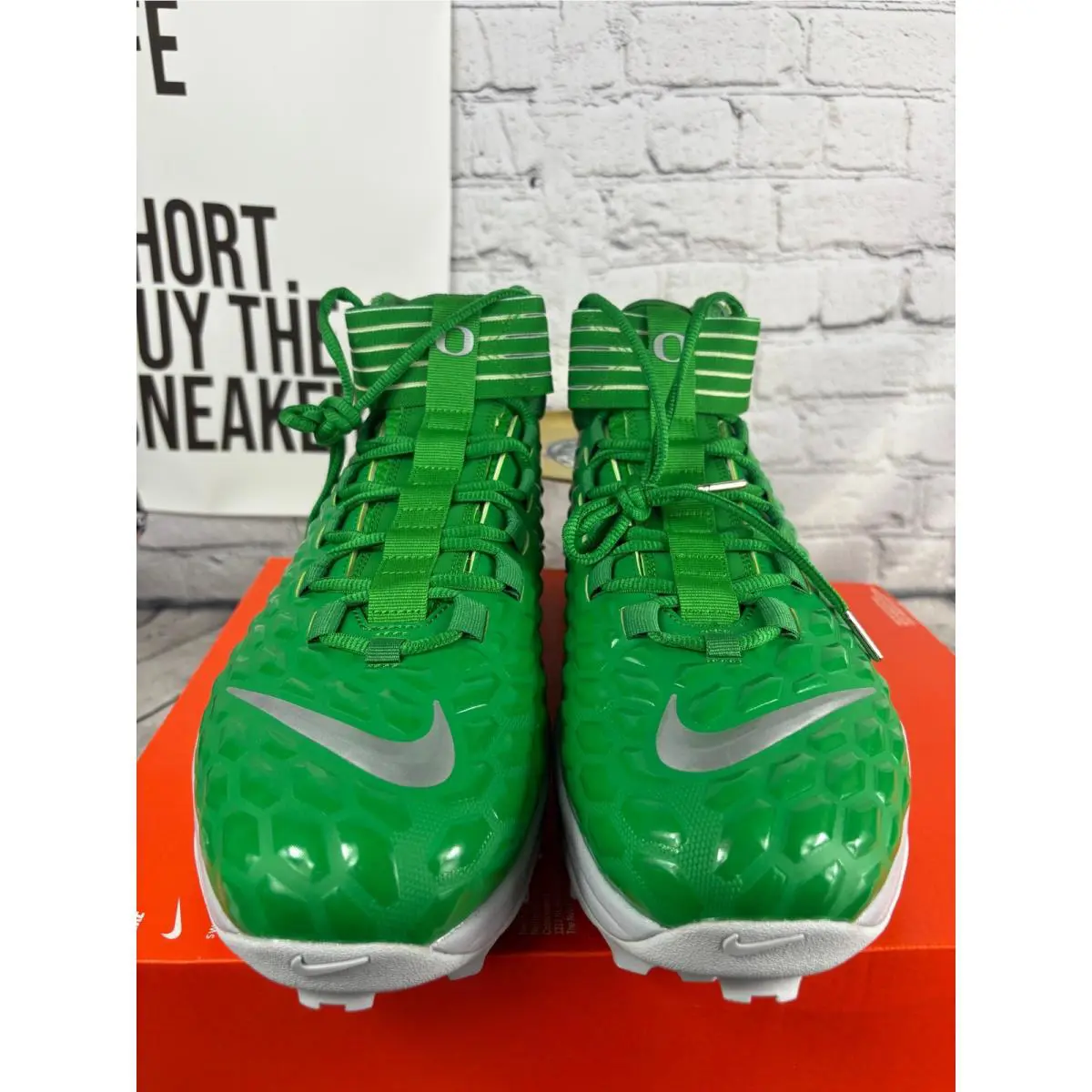 Nike shoes - Green 1
