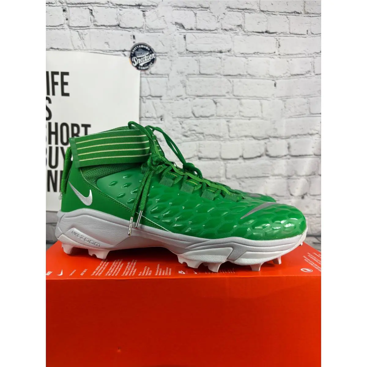 Nike shoes - Green 2