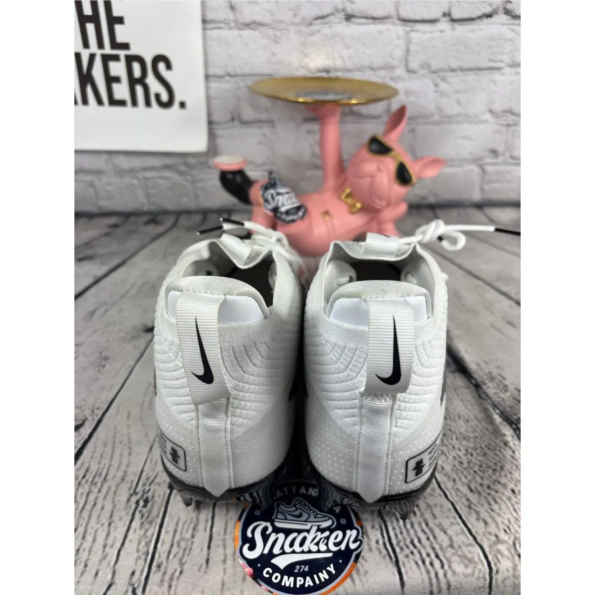 Nike shoes - White 3