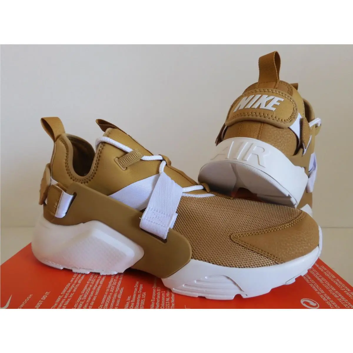 Nike shoes - Nike Air Huarache City - Air Huarache City - AH6804-700 - Gold (UPC: 888411545484) 0