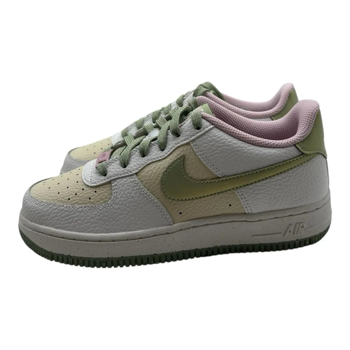 Nike shoes - Nike Air Force 1 `07 LV8 - White 4
