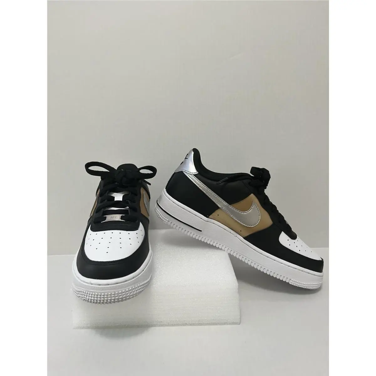 Nike shoes - Nike Air Force 1 LV8 GS - Multicolor (UPC: 197602589146) 5