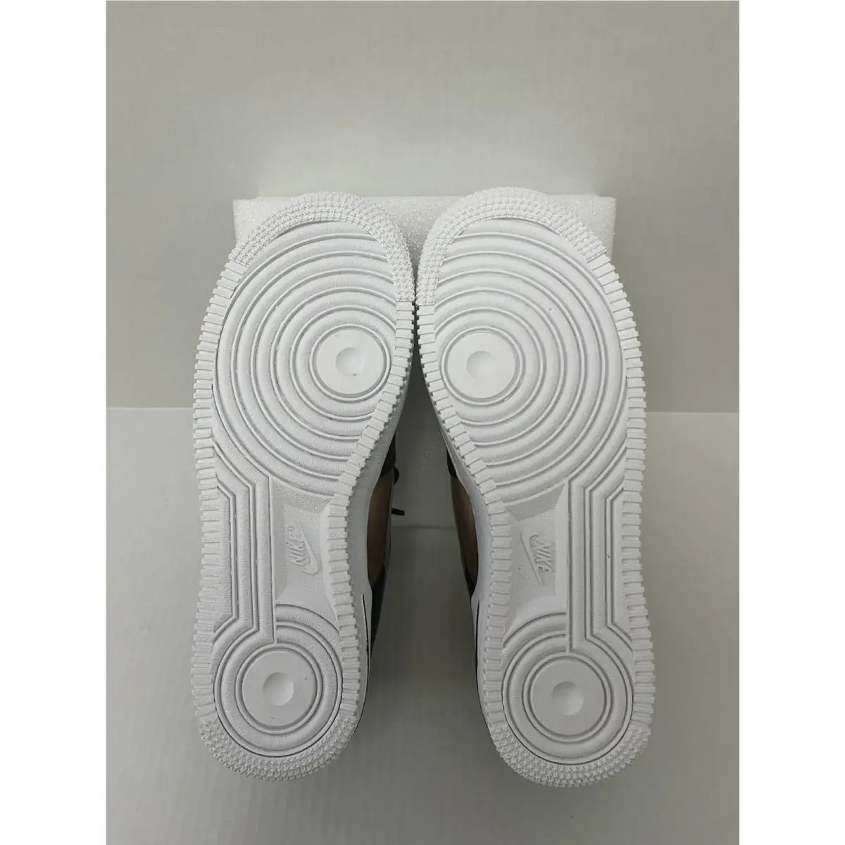 Nike shoes - Nike Air Force 1 LV8 GS - Multicolor (UPC: 197602589146) 8