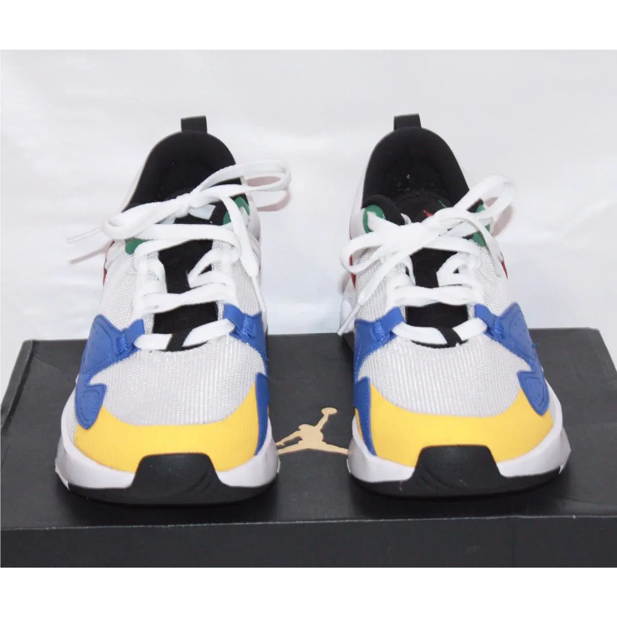 Nike shoes - Air Jordan Air Cadence - Air Air Cadence - CN3498-101 - White 1