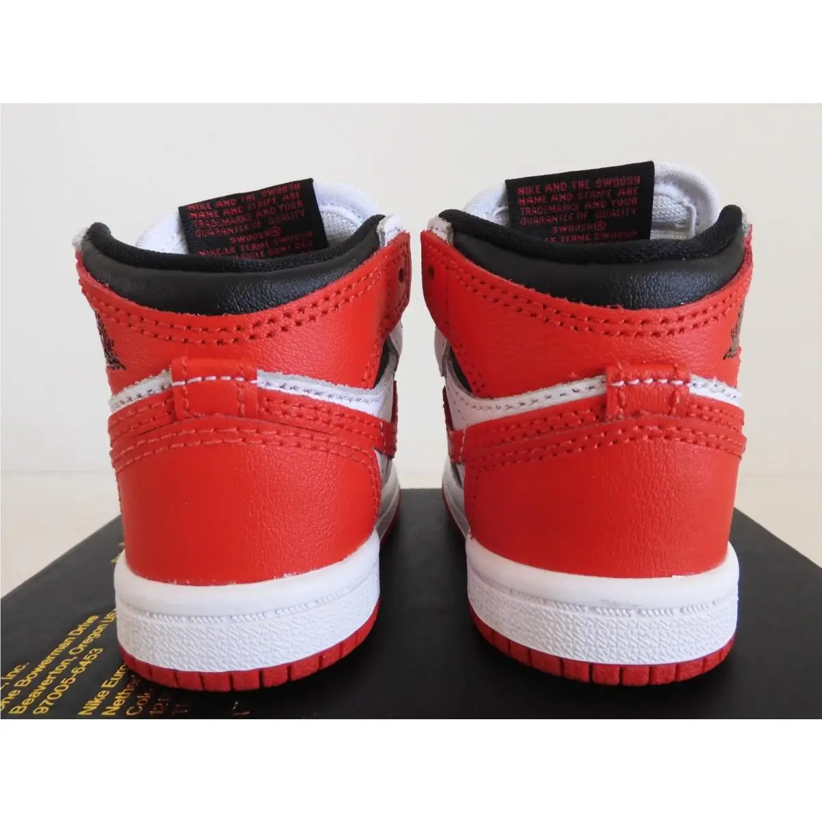 Nike shoes - Air Jordan 1 - Air - White (UPC: 195869250526) 2