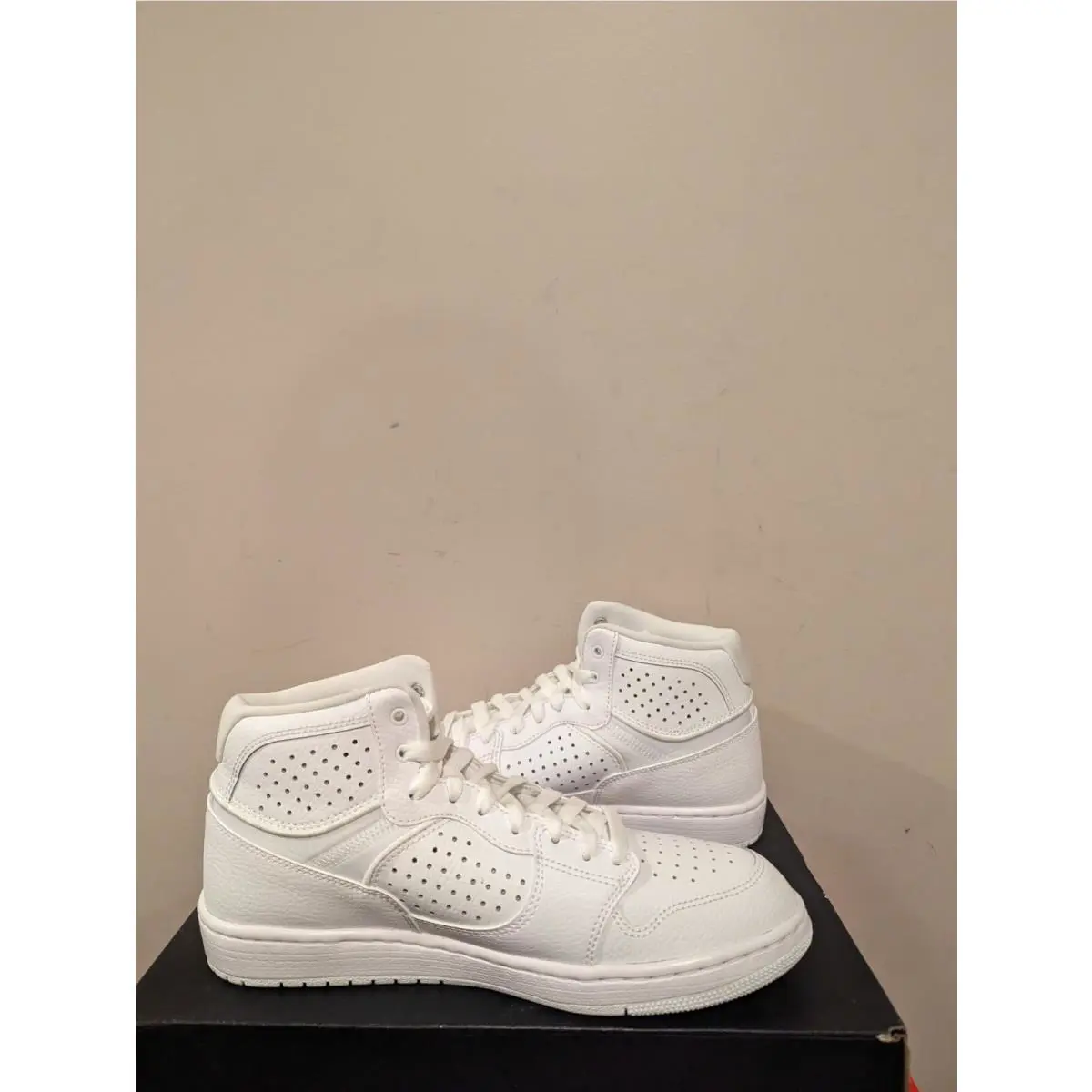 Nike shoes - Air Jordan Access - Air Access - White (UPC: 886916096692) 0