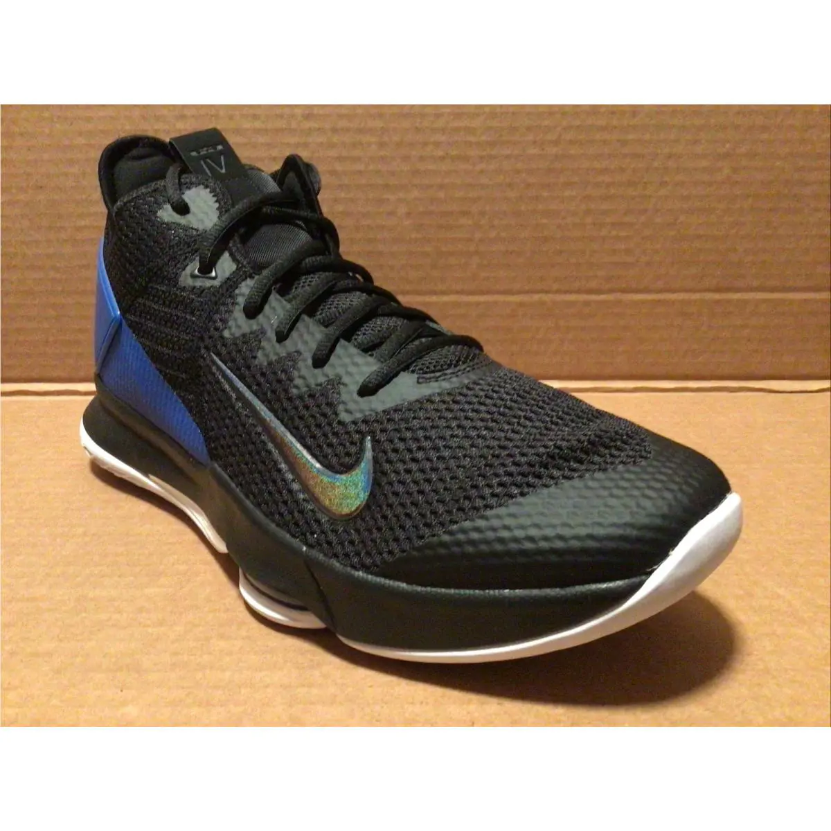 Nike shoes LeBron Witness - Black 3