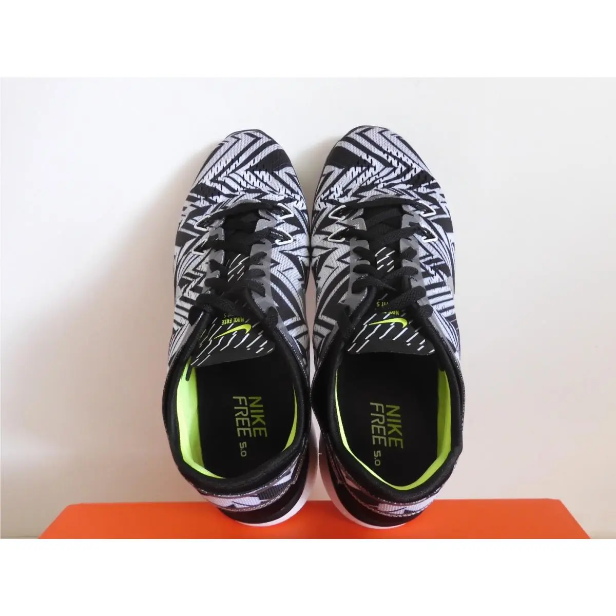 Nike shoes - Nike Free 5.0 TR - Free - 704695 001 - Black (UPC: 826216363902) 4