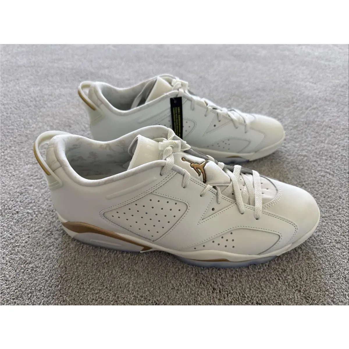 Nike shoes - Air Jordan Retro - Air Retro - White 1