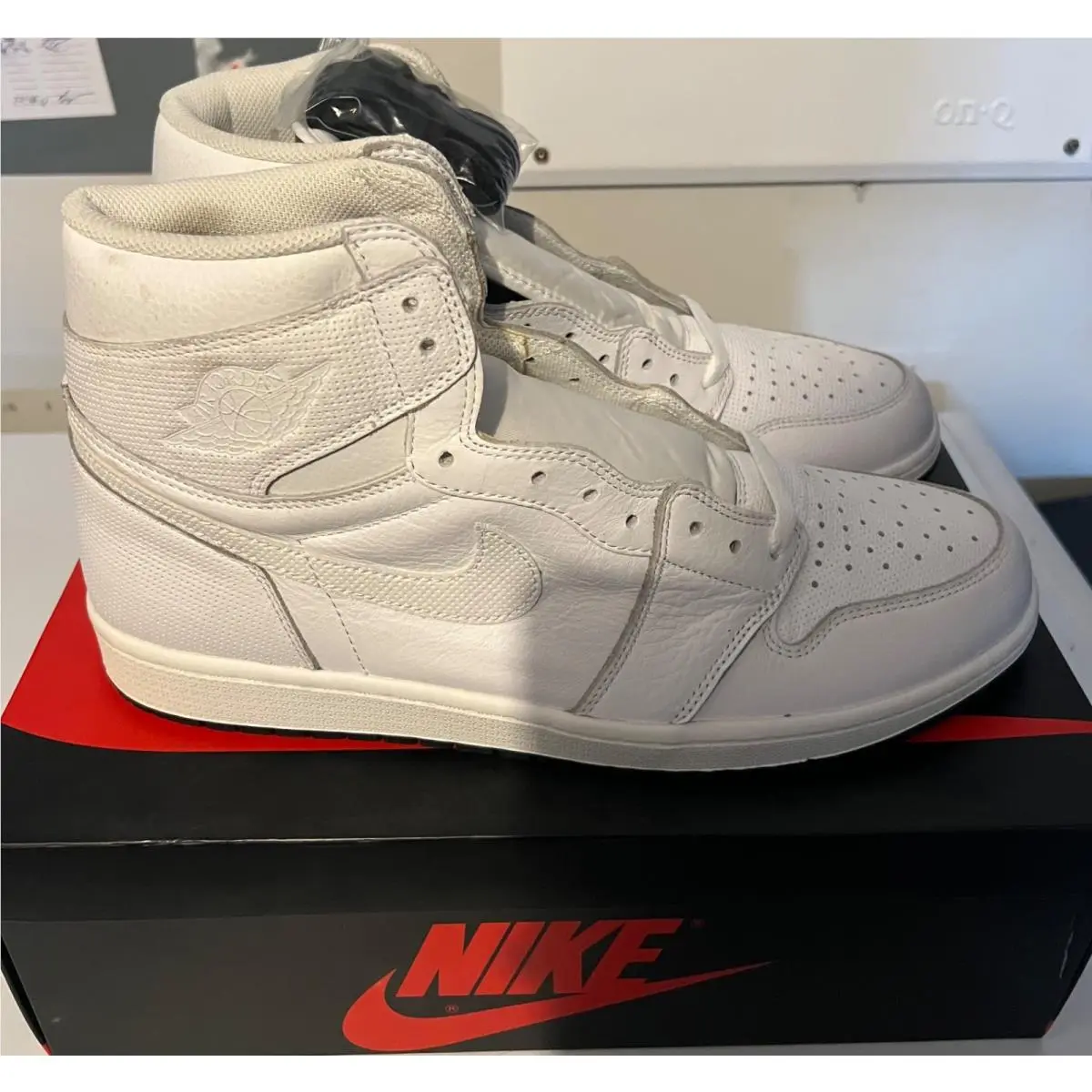 Air Jordan 1 Men`s Retro OG High White Perforated 555088-100 SZ 14