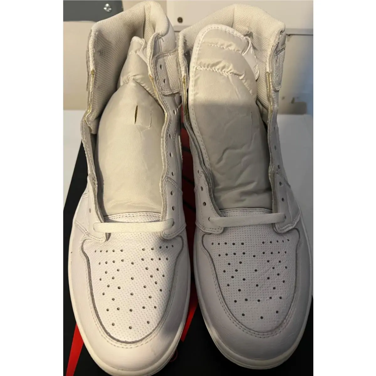 Nike shoes - Air Jordan 1 - Air - 555088-100 - White 0