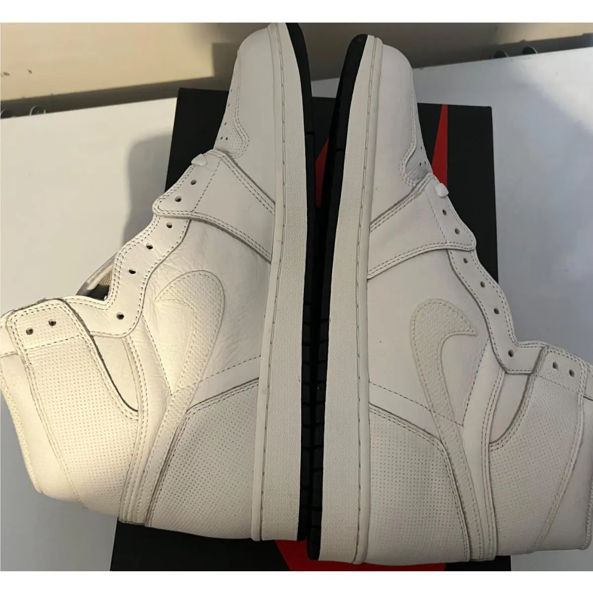 Nike shoes - Air Jordan 1 - Air - 555088-100 - White 3