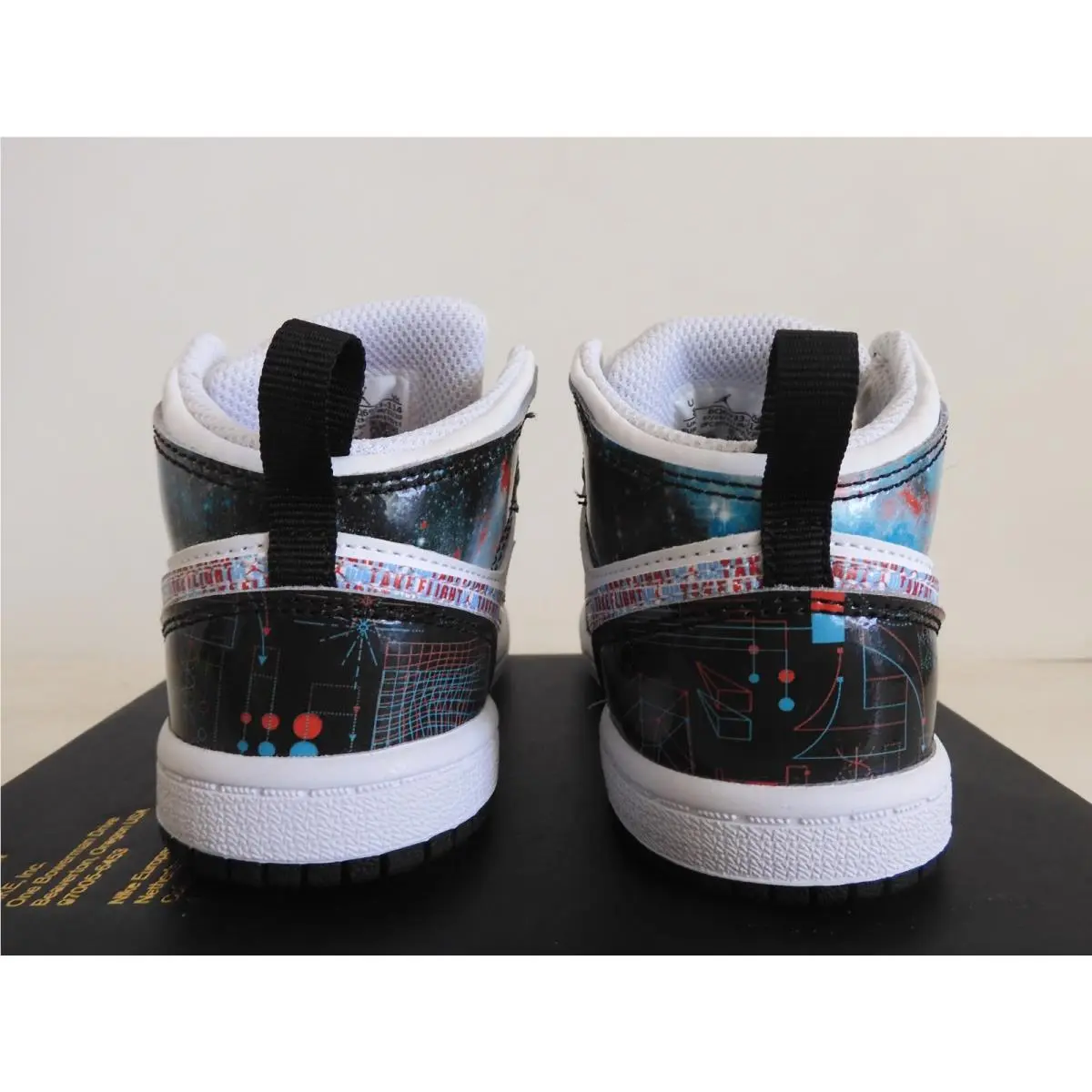 Nike shoes - Air Jordan 1 Mid - Air Mid - White (UPC: 194501079211) 2
