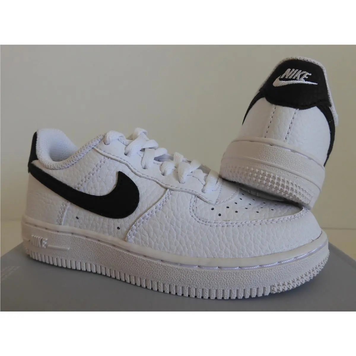 Nike shoes - Nike Air Force 1 - Air Force - White (UPC: 194499396048) 0