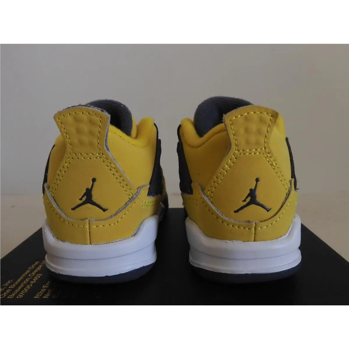 Nike shoes - Air Jordan 4 - Air - Yellow (UPC: 195238766856) 2