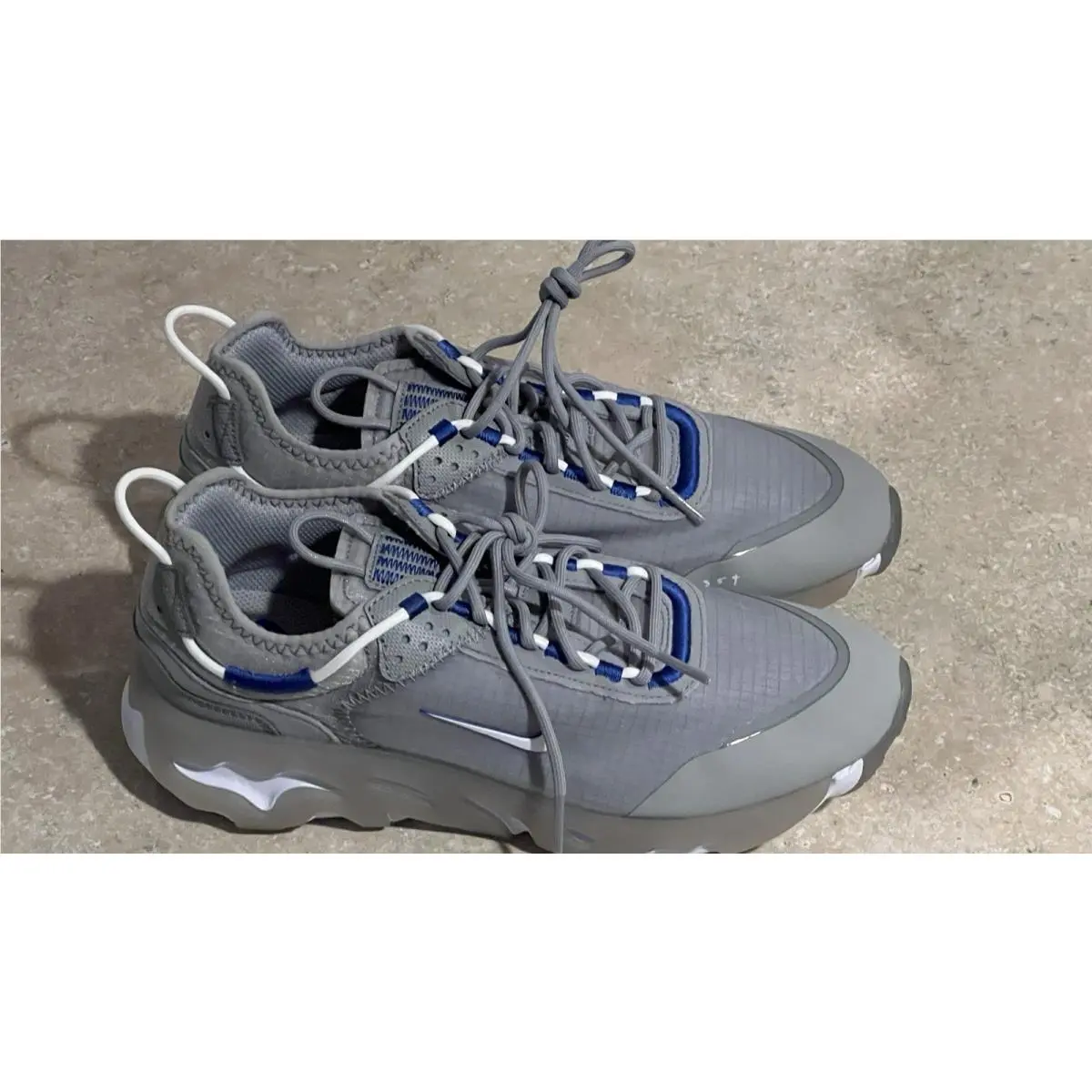 Nike shoes - Nike React Live - React Live - CV1722 004 - Light Smoke Grey/Hyper Royal (UPC: 195238336486) 2