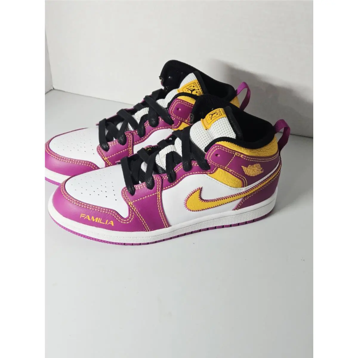 Nike shoes - Jordan Air 1 Mid GS - Multicolor 2