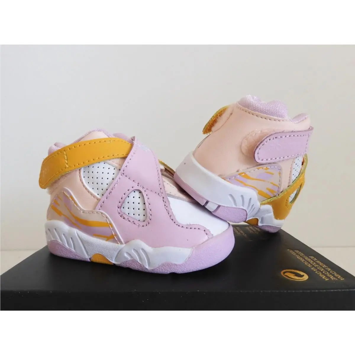 Nike shoes - Air Jordan 8 - Air - Orange (UPC: 194956602361) 0