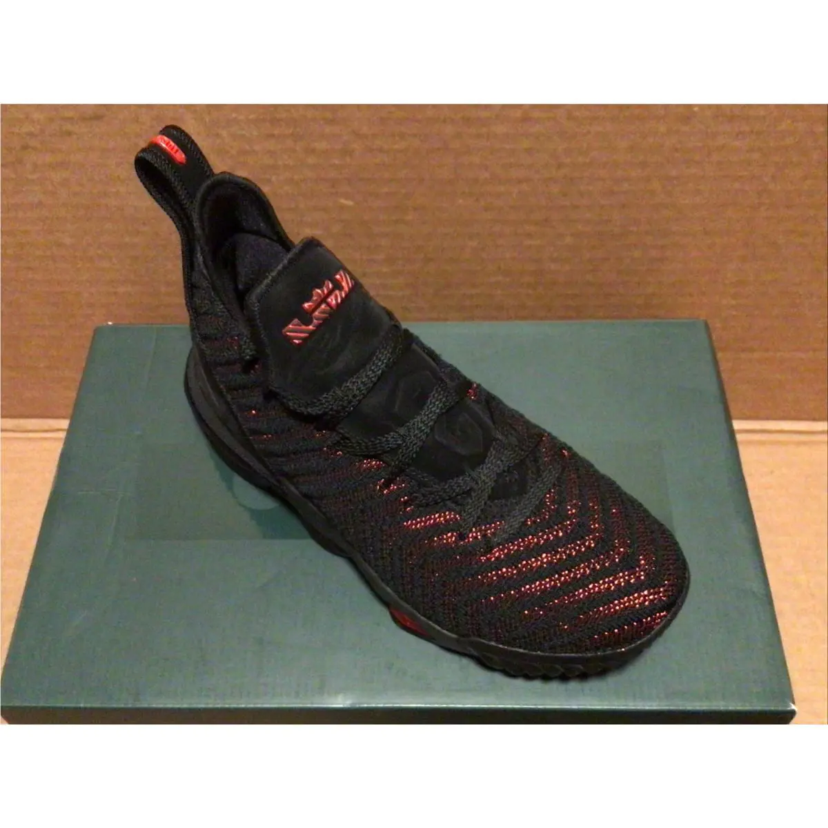Nike shoes - Nike LeBron 16 - LeBron - Black 4