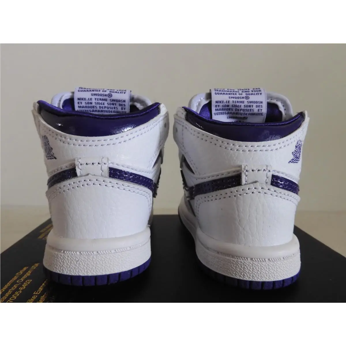 Nike shoes - Air Jordan 1 - Air - White (UPC: 194956605621) 2