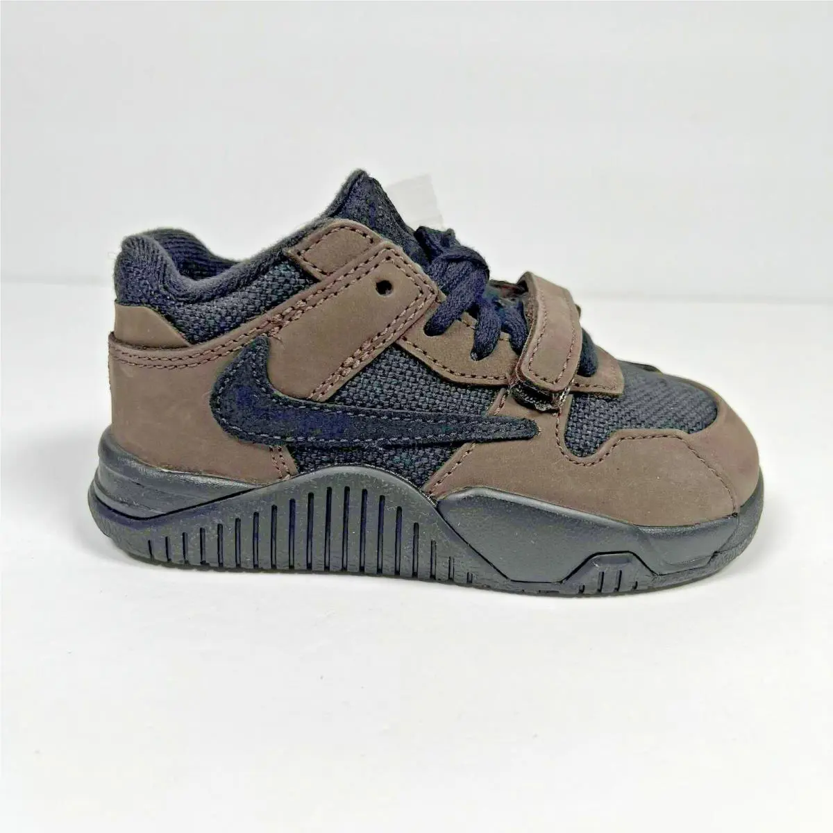 Nike shoes - Jumpman Jack - Jumpman Jack - Brown (UPC: 197600124585) 0