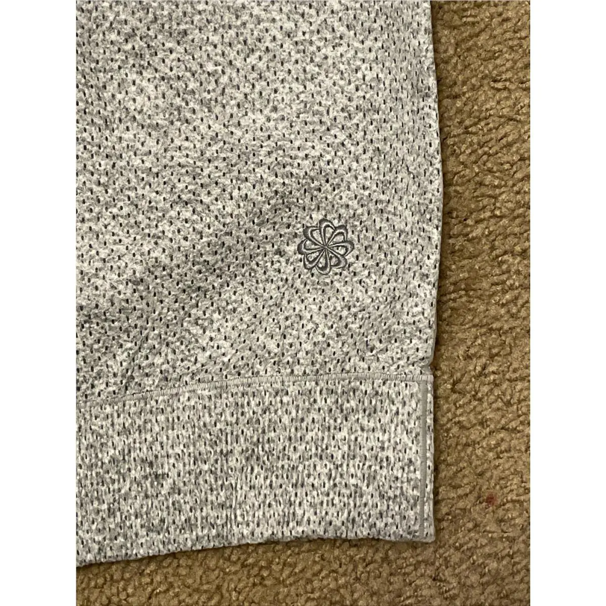 Nike clothing - Grey (UPC: 0196147188517) 6