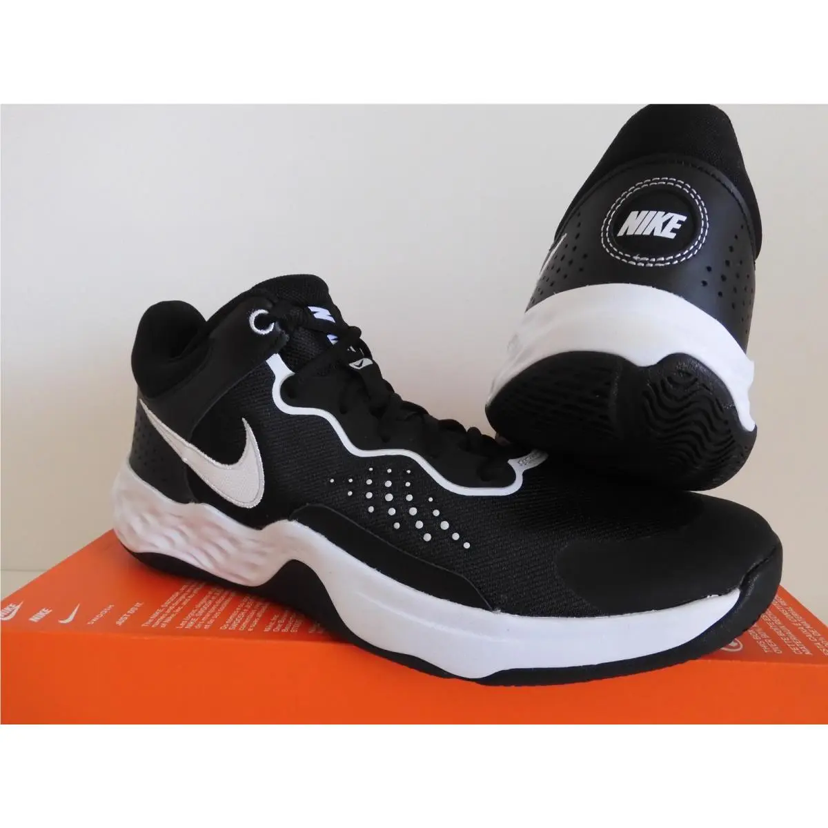 Nike shoes - Nike Fly By Mid - Fly Mid - Black (UPC: 195866148949) 0