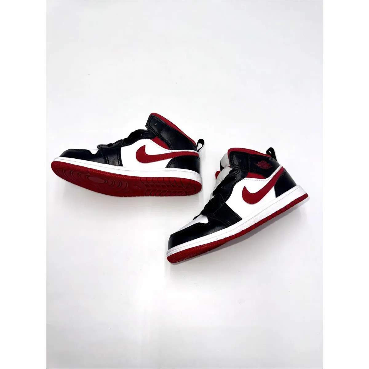 Nike shoes - Air Jordan 1 - Air - White 1