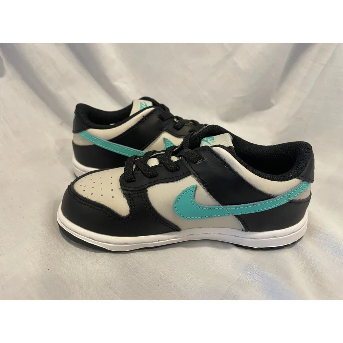 Nike shoes - Multicolor (UPC: 194957394753) 2