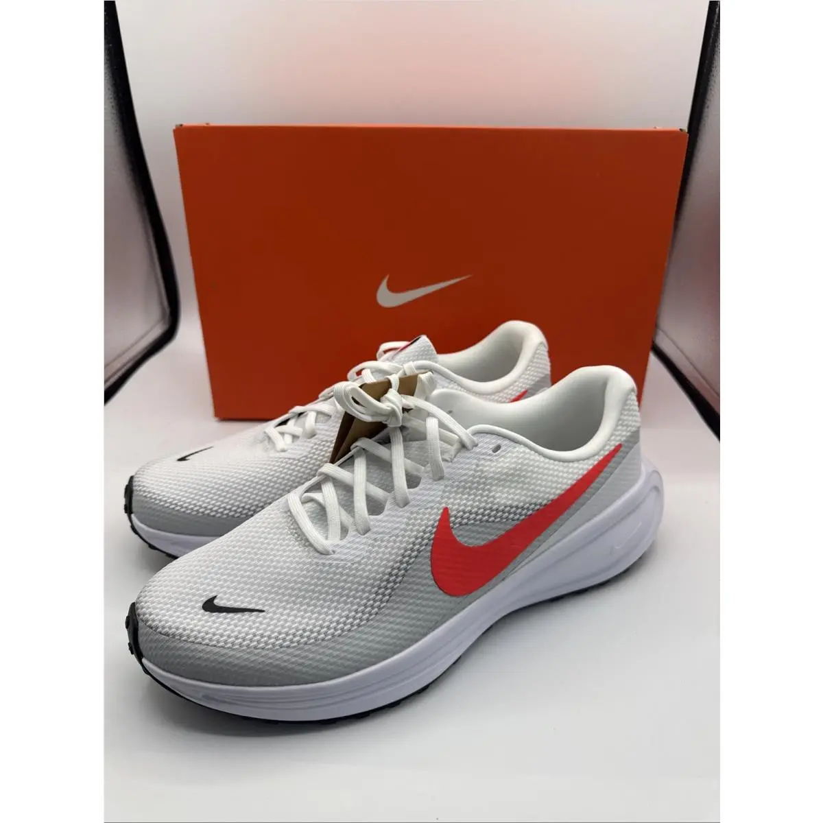 Nike shoes - Nike Revolution 8 - Revolution - HJ9198-102 - White 2