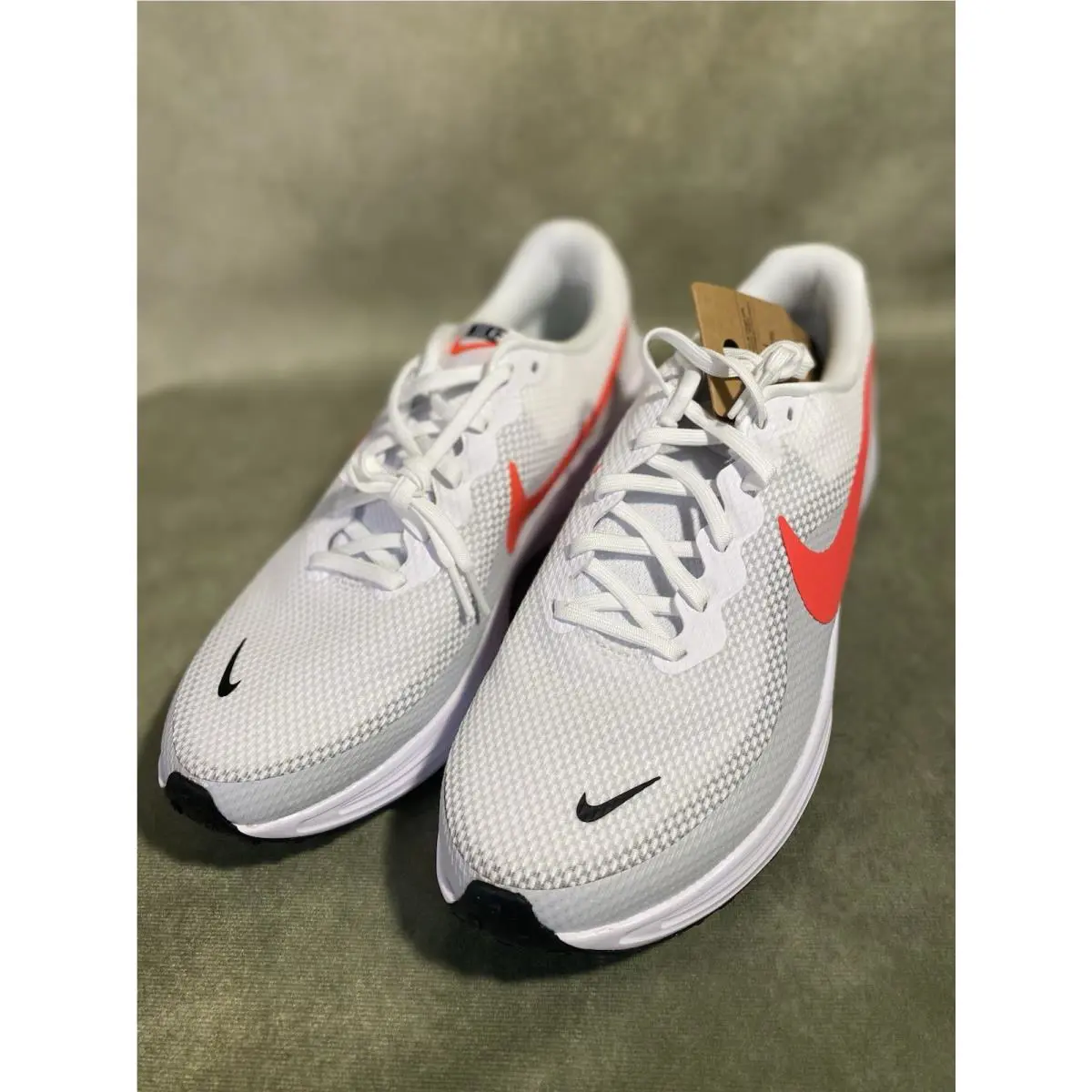 Nike shoes - Nike Revolution 8 - Revolution - HJ9198-102 - White 2