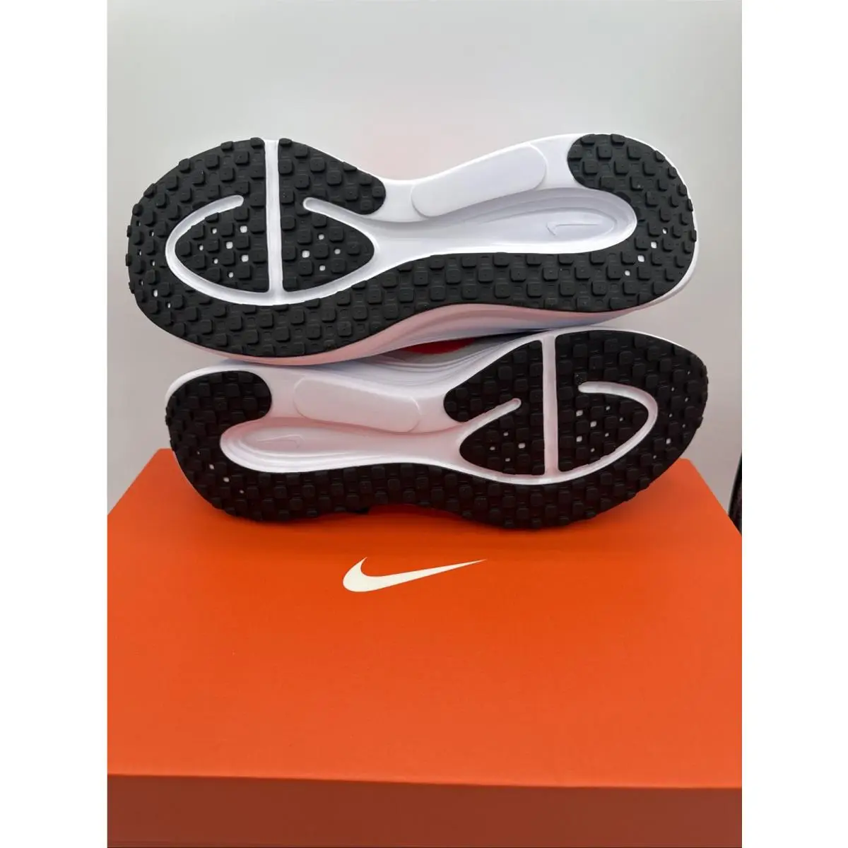Nike shoes - Nike Revolution 8 - Revolution - HJ9198-102 - White 5