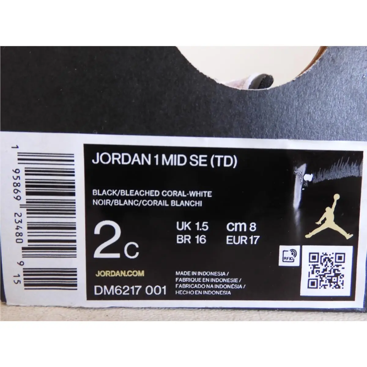 Nike shoes - Air Jordan 1 Mid - Air Mid - Black (UPC: 195869234809) 3