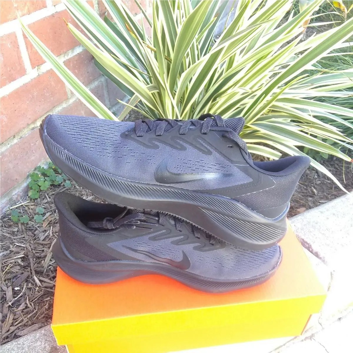 Nike shoes - Nike Zoom Winflo - Zoom Winflo - CJ0302 501 - Black (UPC: 193657888326) 2