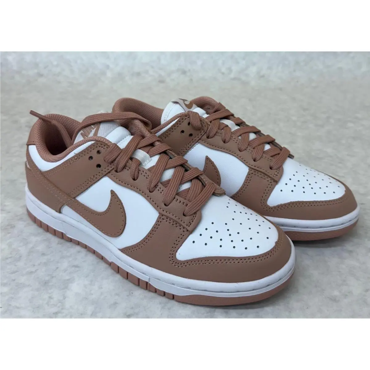 Nike shoes - Nike SB Dunk - Dunk - Rose Whisper (UPC: 195869026909) 0