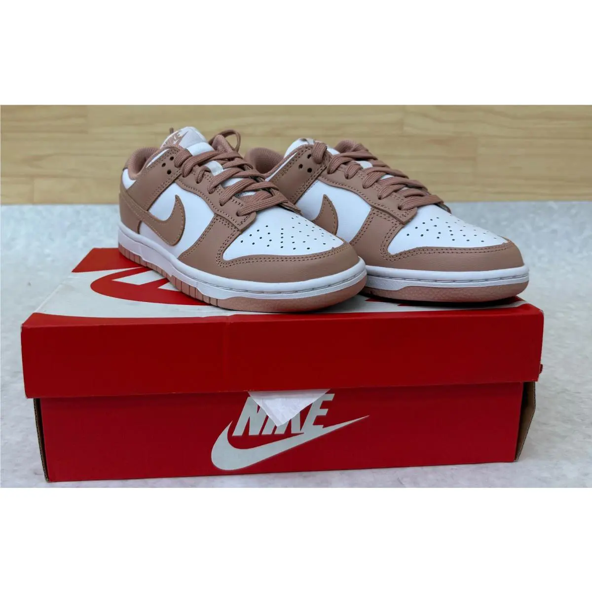 Nike Dunk Low Women`s Sneakers Rose Whisper Classic Two-tone Leather Size 5.5