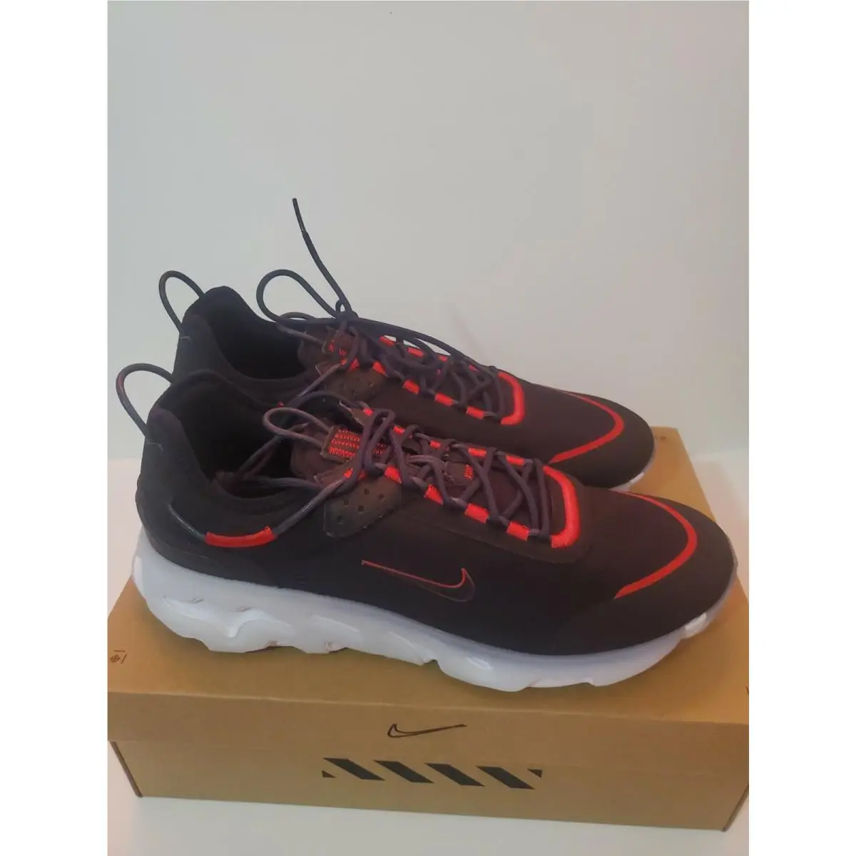 Nike shoes - Nike React Live - React Live - DD6879 - Black/Sports Red 1