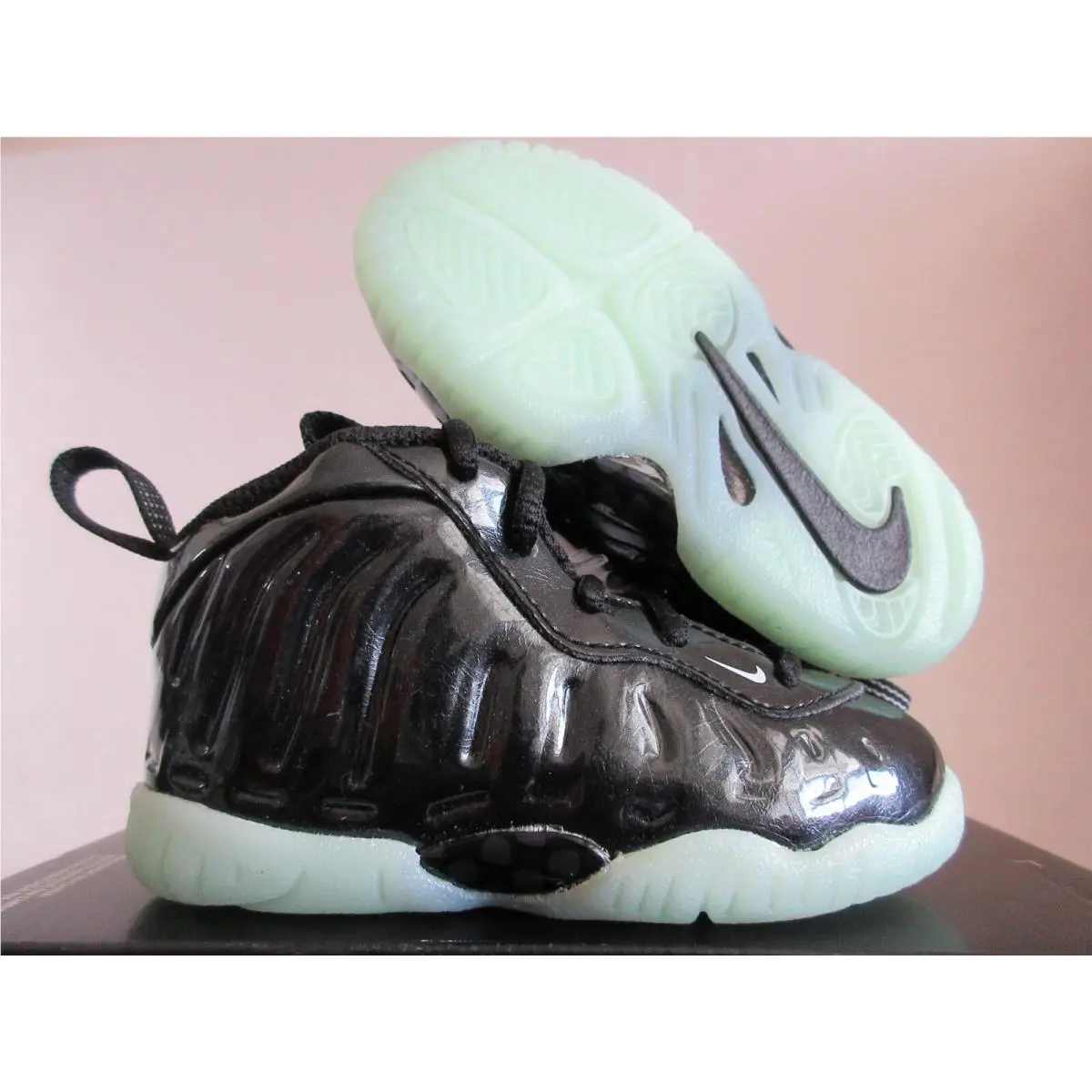 Nike Little Posite One Black-barely Green Sz 5c CW1595-001