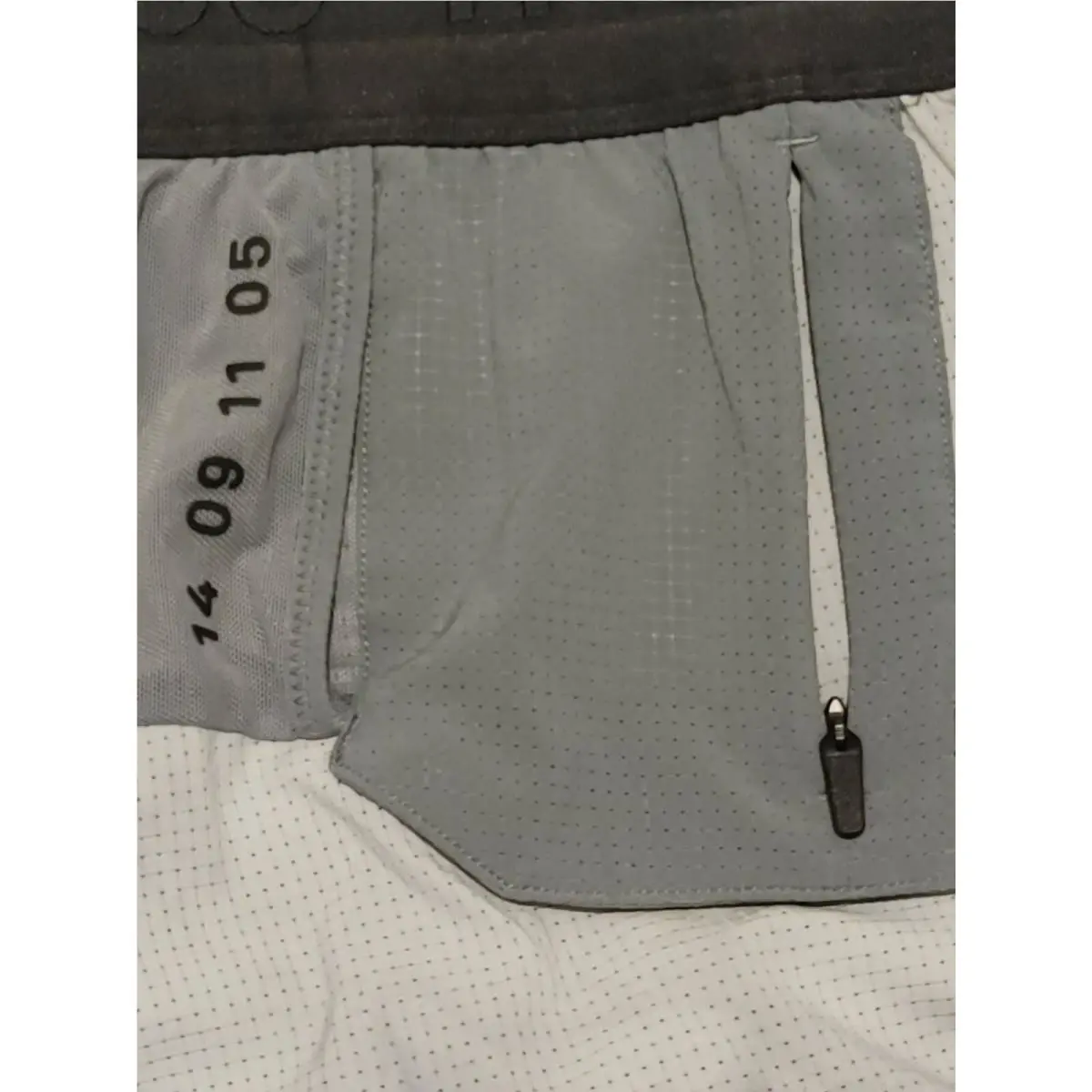Nike clothing - BV5687-094 - BV5687-094 - Gray 2