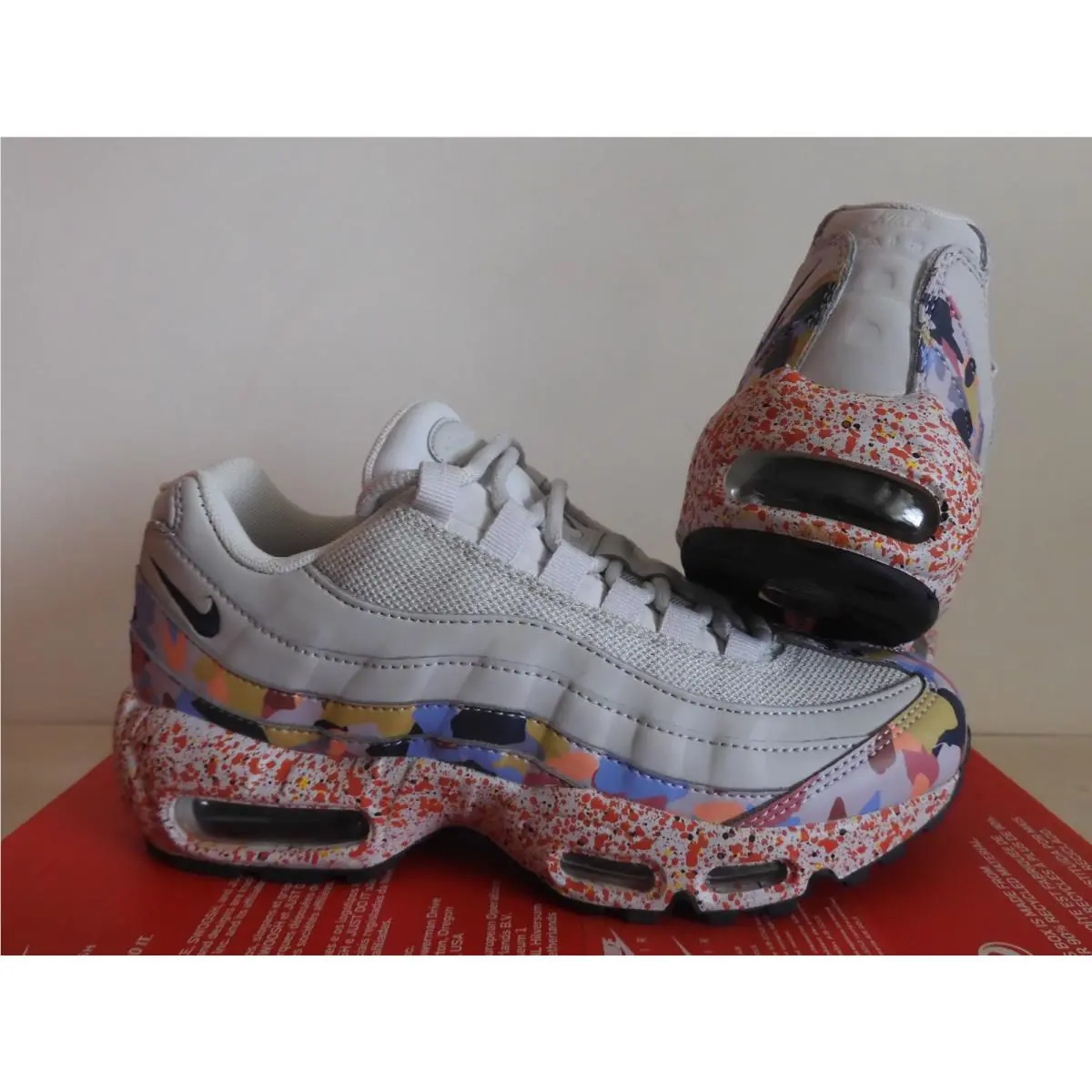Nike shoes - Nike Air Max 95 SE - 918413-004 - Grey (UPC: 883153917230) 1