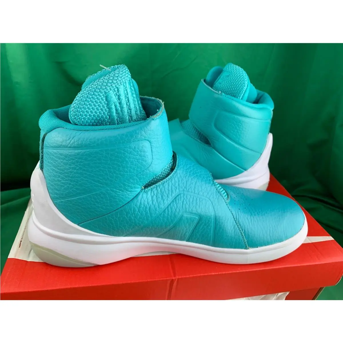 Nike shoes - Multicolor (UPC: 884498751350) 2